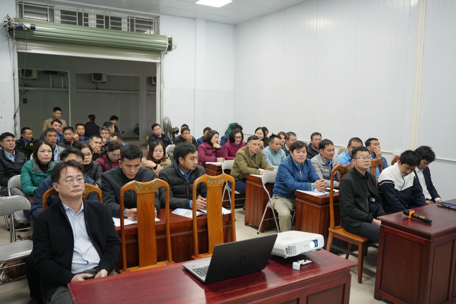  KHAI GIẢNG LỚP BỒI DƯỠNG VÀ THI BẬC THỢ NĂM 2025