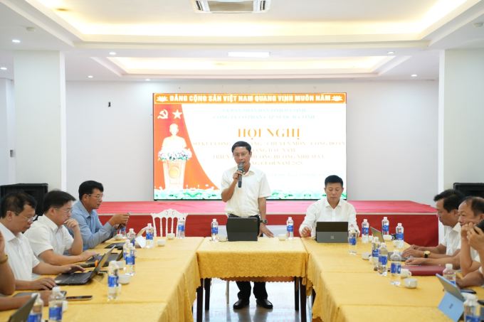 CÔNG TY CP CẤP NƯỚC HÀ TĨNH TỔ CHỨC HỘI NGHỊ SƠ KẾT 6 THÁNG ĐẦU NĂM 2025